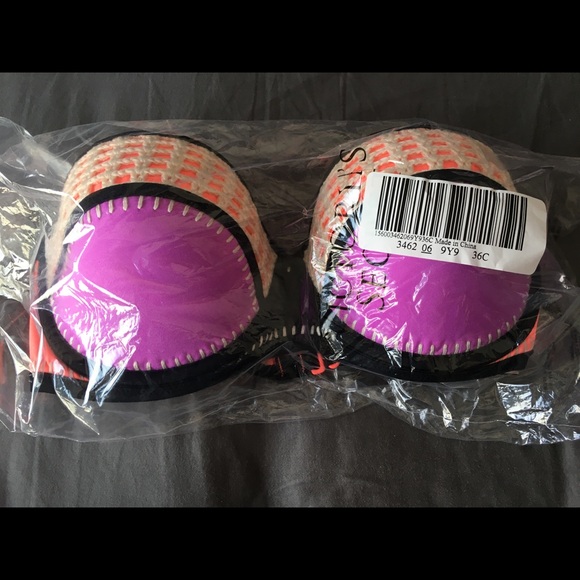 Victoria Secret Flirt Bandeau 36C NWT - 2 for sale - Picture 4 of 8